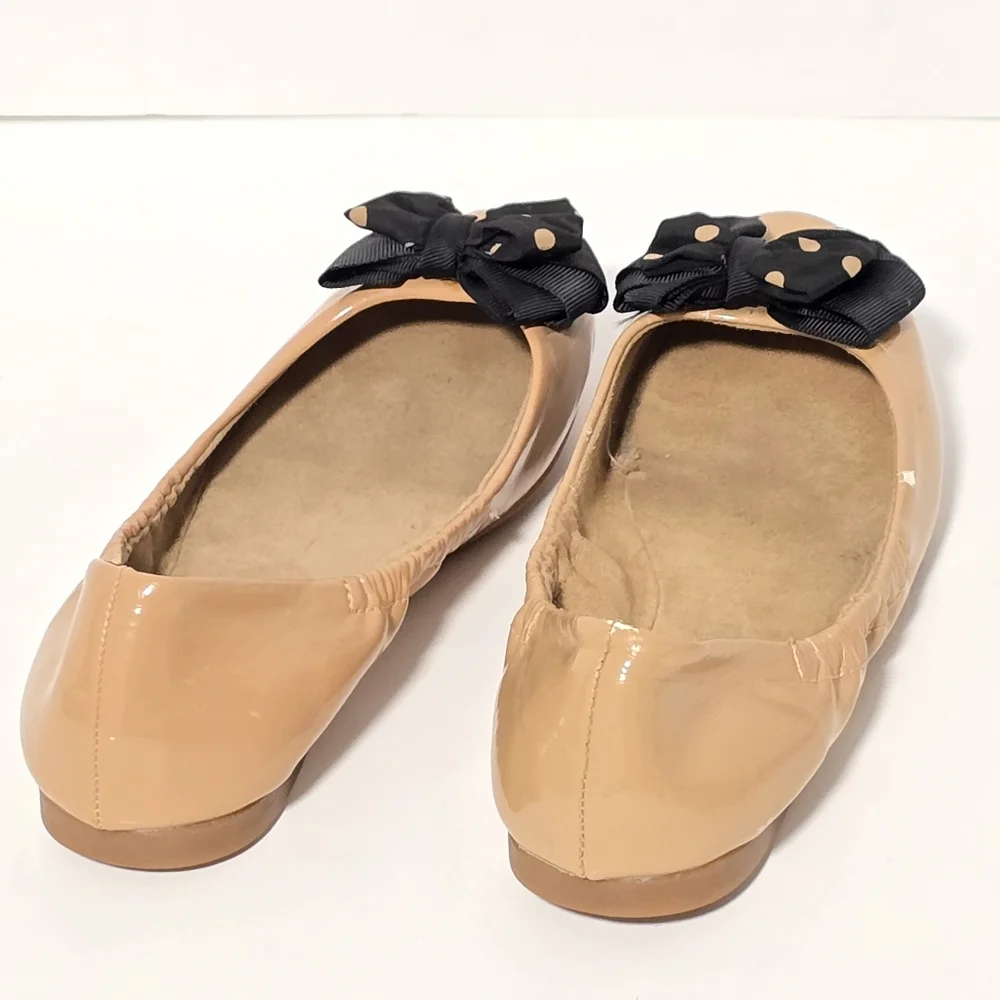 Zara Girls Size 31 Patent Tan Flat Bow Shoes